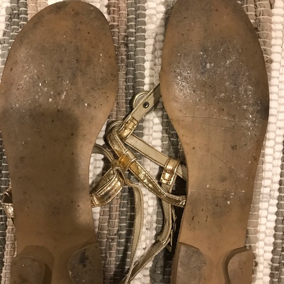 Vintage 1970’s Kraus Originals gold man made leather sandals. Size 6. GUC - Picture 6 of 9